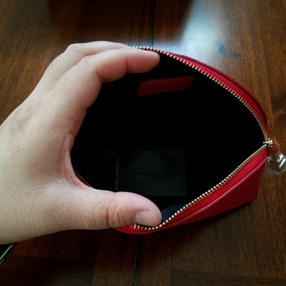 Dolce & Gabbana Make Up Bag - Picture 3 of 3